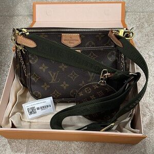 LV Multi Pochette Accessories